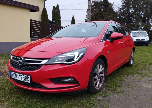 Opel Astra cena 38400 przebieg: 148225, rok produkcji 2017 z Milanówek małe 37